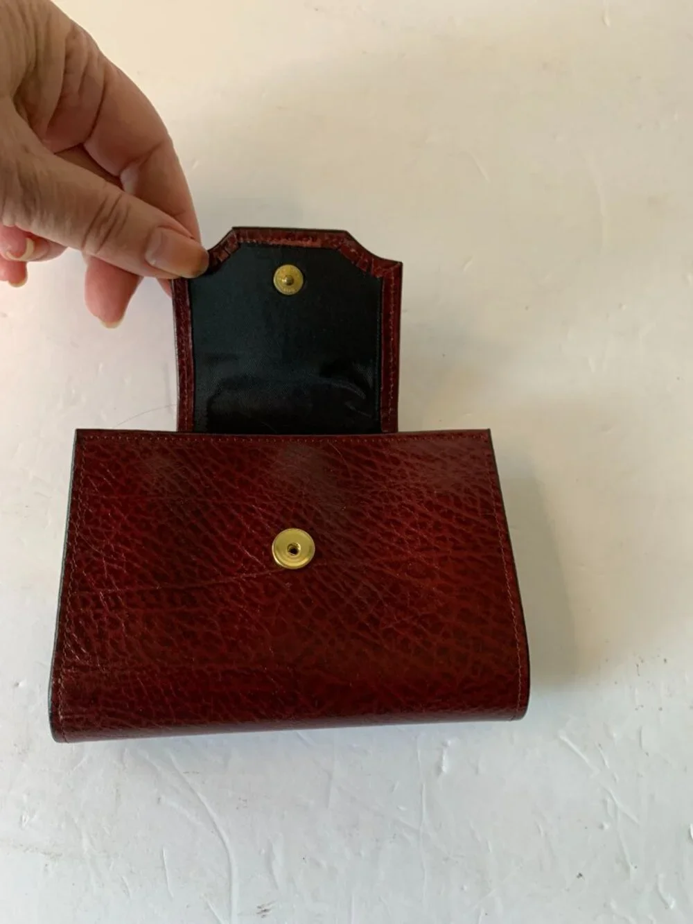 BUXTON CONTINENTAL CLUTCH 30 RED LEATHER WALLET NEW IN BOX VINTAGE NEW OLD STOCK